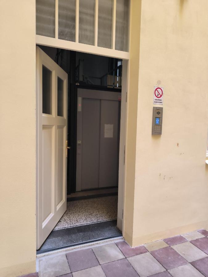 Exclusive Apartman Prague Jecna Apartment Exterior foto